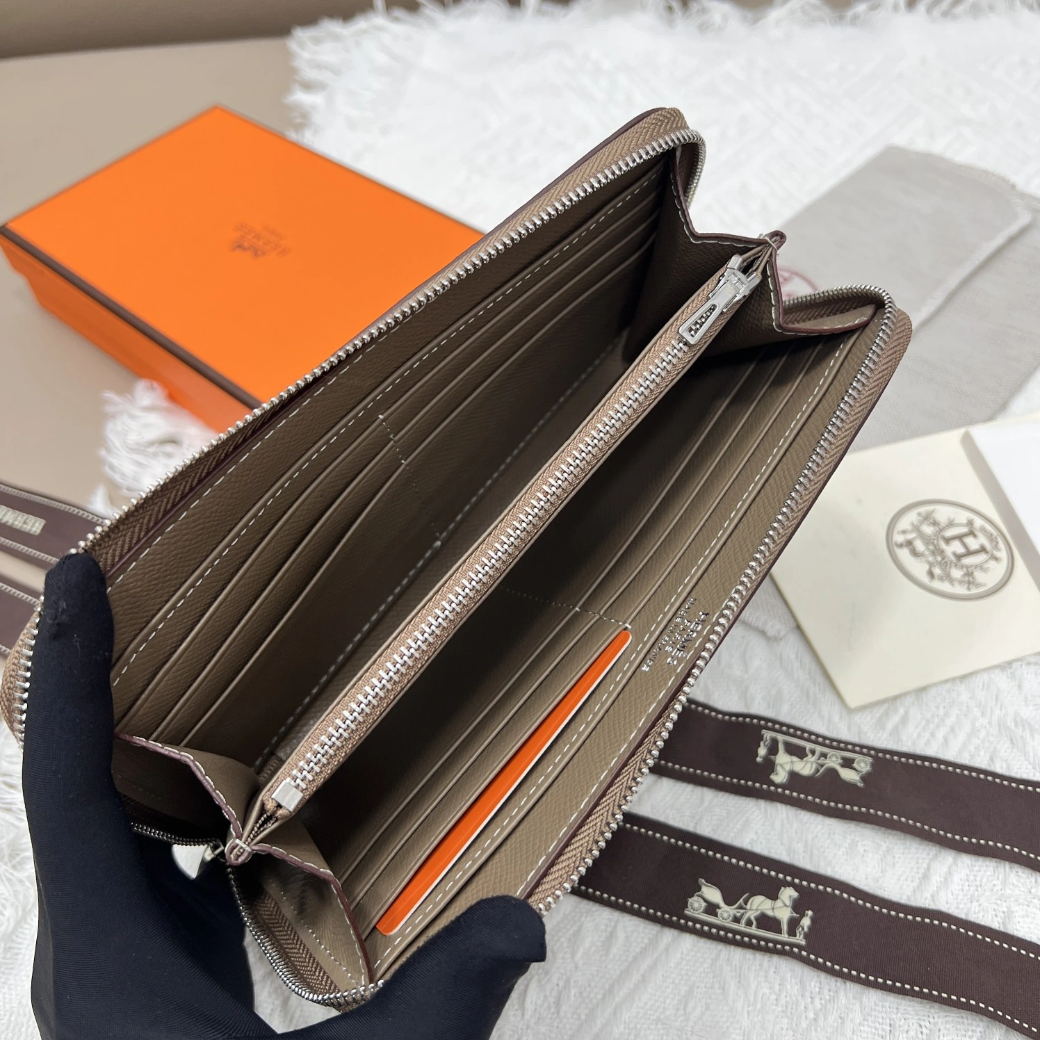 Resilient 5399 Hermes AAA Quality Wallets