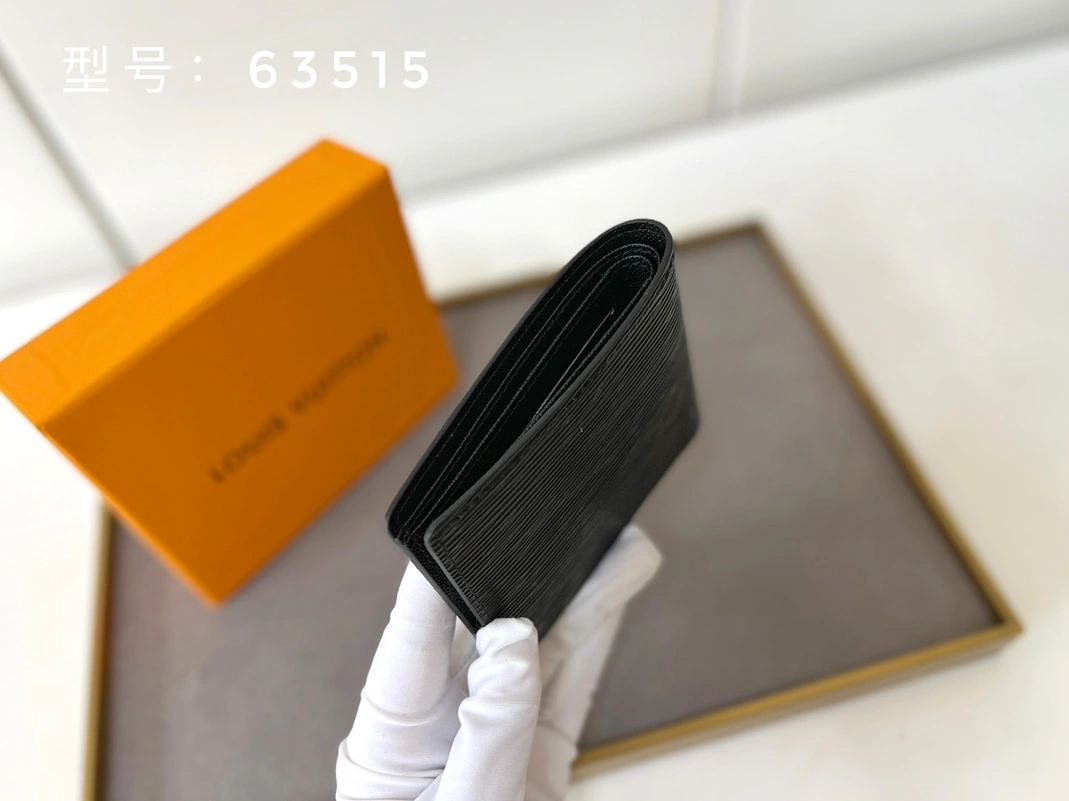 Resilient 5565 Louis Vuitton LV Wallets - Image 3