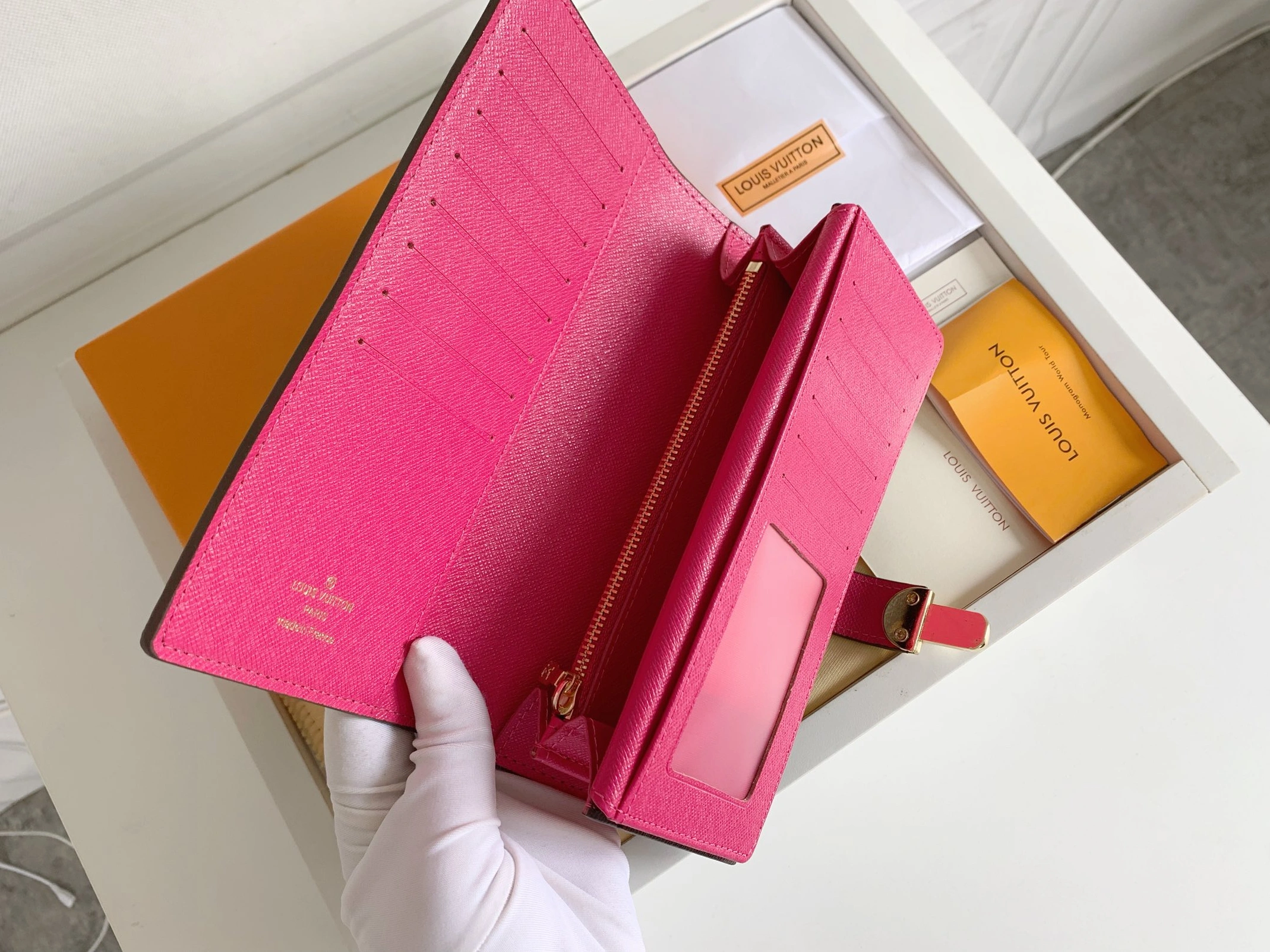 Resilient 800 Louis Vuitton LV Card Case For Women - Image 7