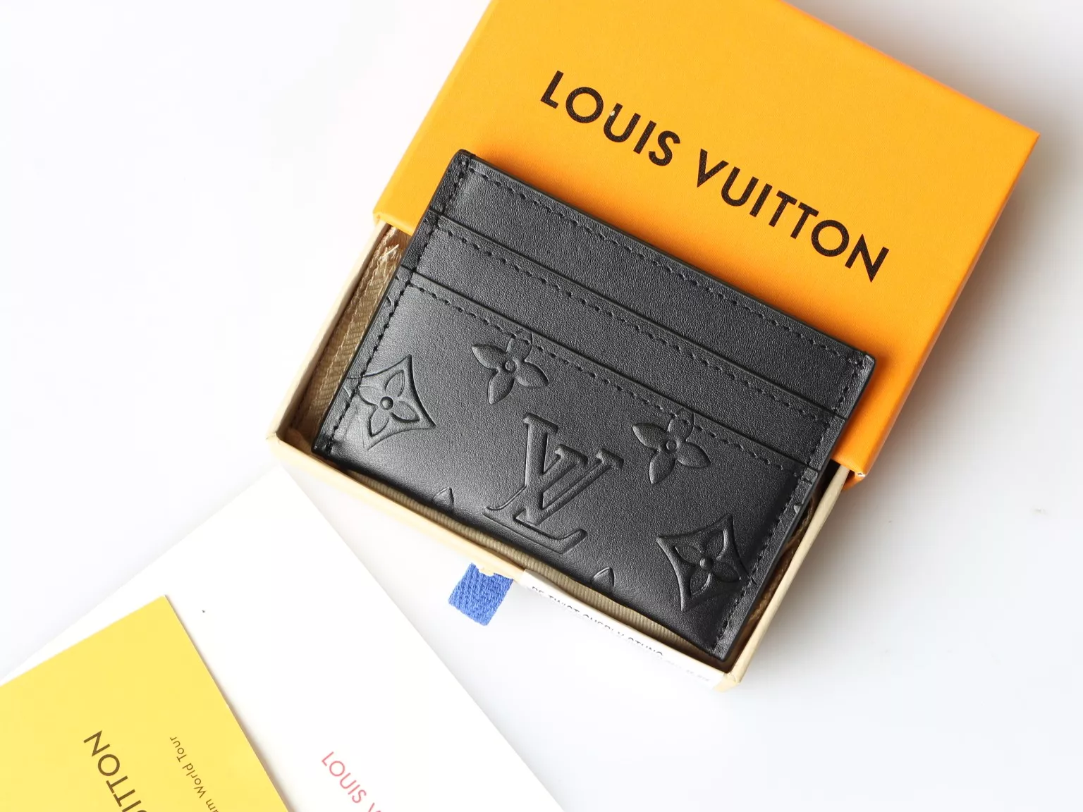 Resilient 8452 Louis Vuitton LV Card Case - Image 3