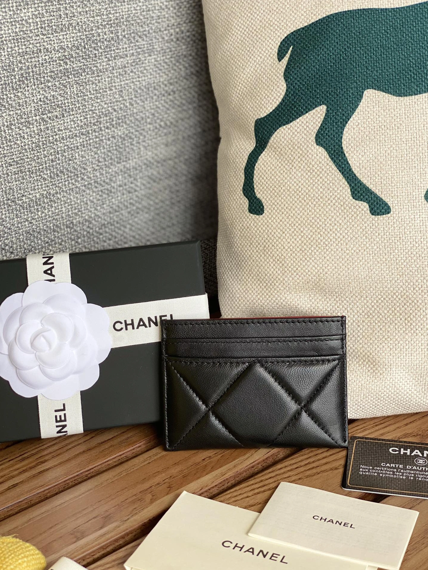 Sleek 478 Chanel Card Case