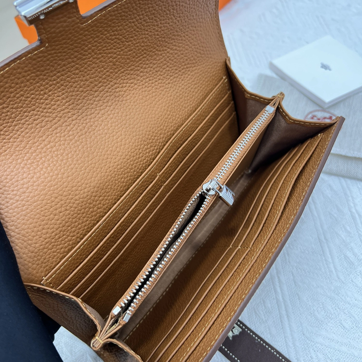Sleek 6597 Hermes AAA Quality Wallets - Image 6