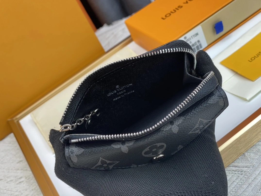 SmartChoice 1164 Louis Vuitton LV Card Case For Women - Image 7