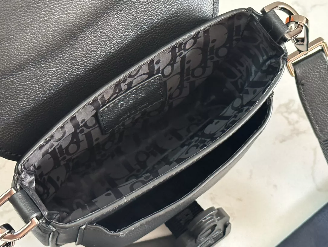 SmartChoice 2847 Christian Dior AAA Man Messenger Bags - Image 7