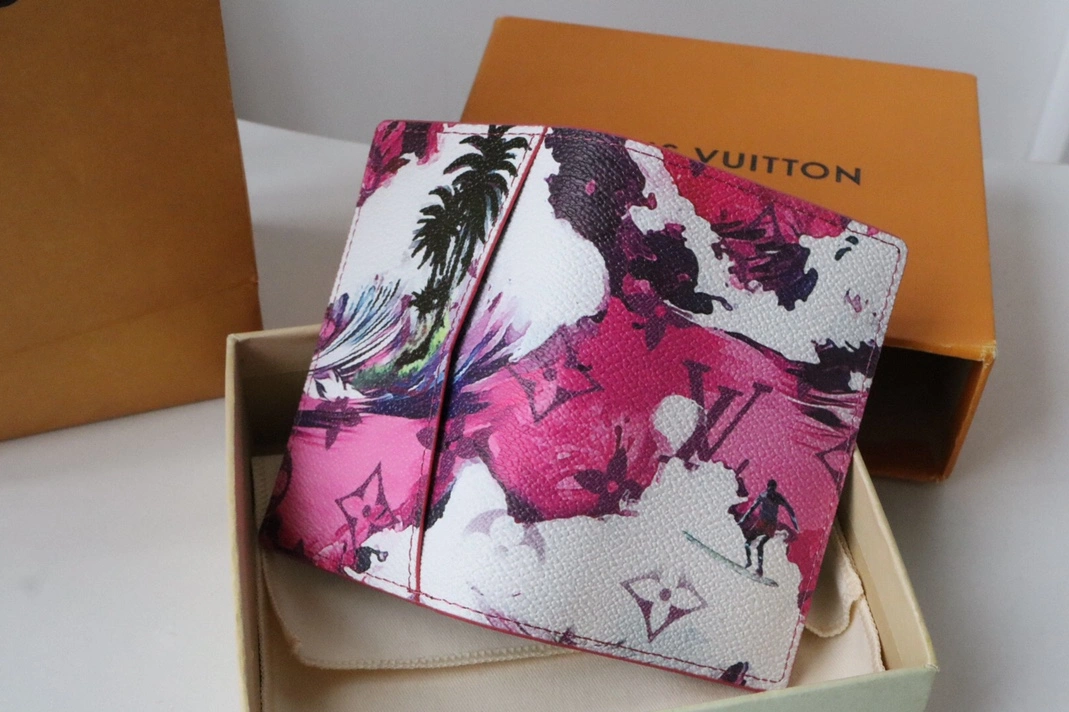 Soft 3687 Louis Vuitton LV Card Case - Image 3