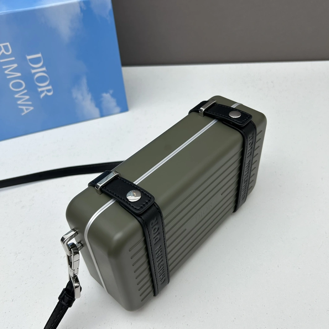 SportInspired 1892 Christian Dior AAA Quality Messenger Bags For Women - Image 6