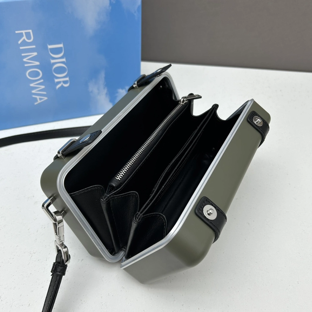 SportInspired 1892 Christian Dior AAA Quality Messenger Bags For Women - Image 7