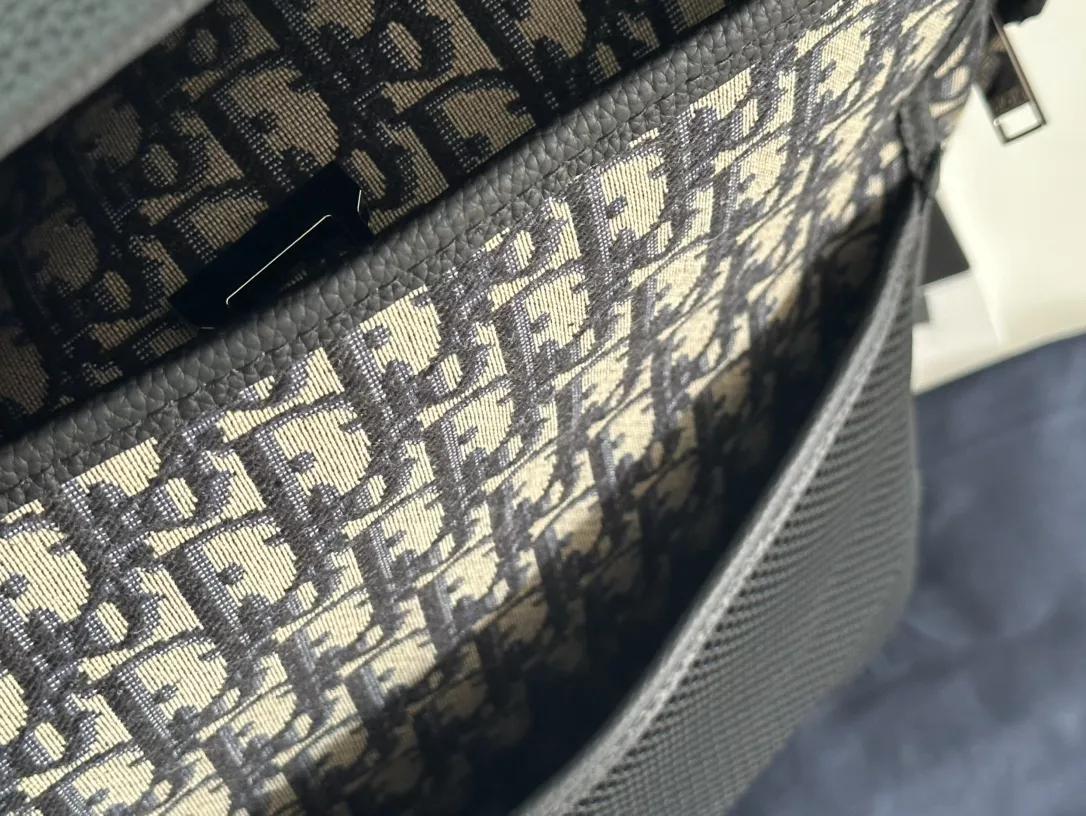 SportInspired 3296 Christian Dior AAA Man Backpacks - Image 7