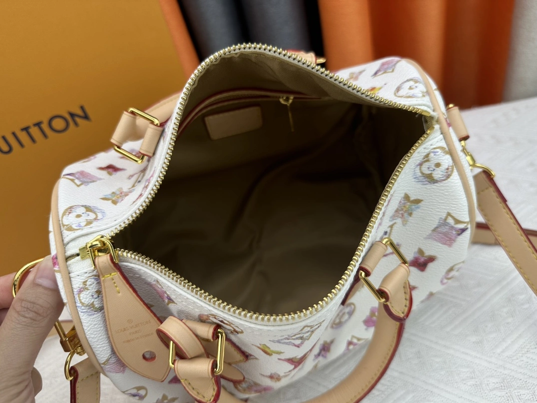 SportInspired 3578 Louis Vuitton AAA Quality Handbags For Women - Image 8