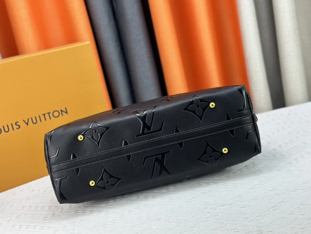 SportInspired 4296 Louis Vuitton AAA Quality Shoulder Bags For Women - Image 5