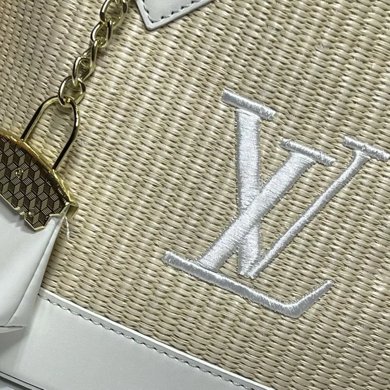 SportInspired 704 Louis Vuitton AAA Quality Handbags For Women - Image 3