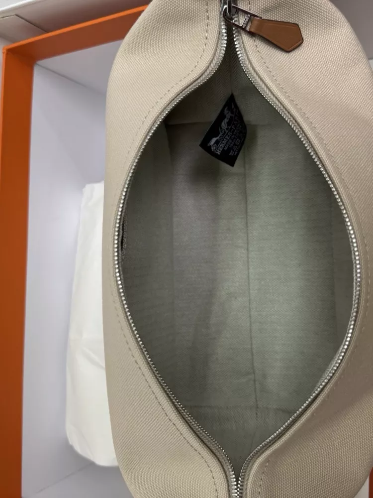 SportInspired 7619 Hermes AAA Quality Handbags For Women - Image 7