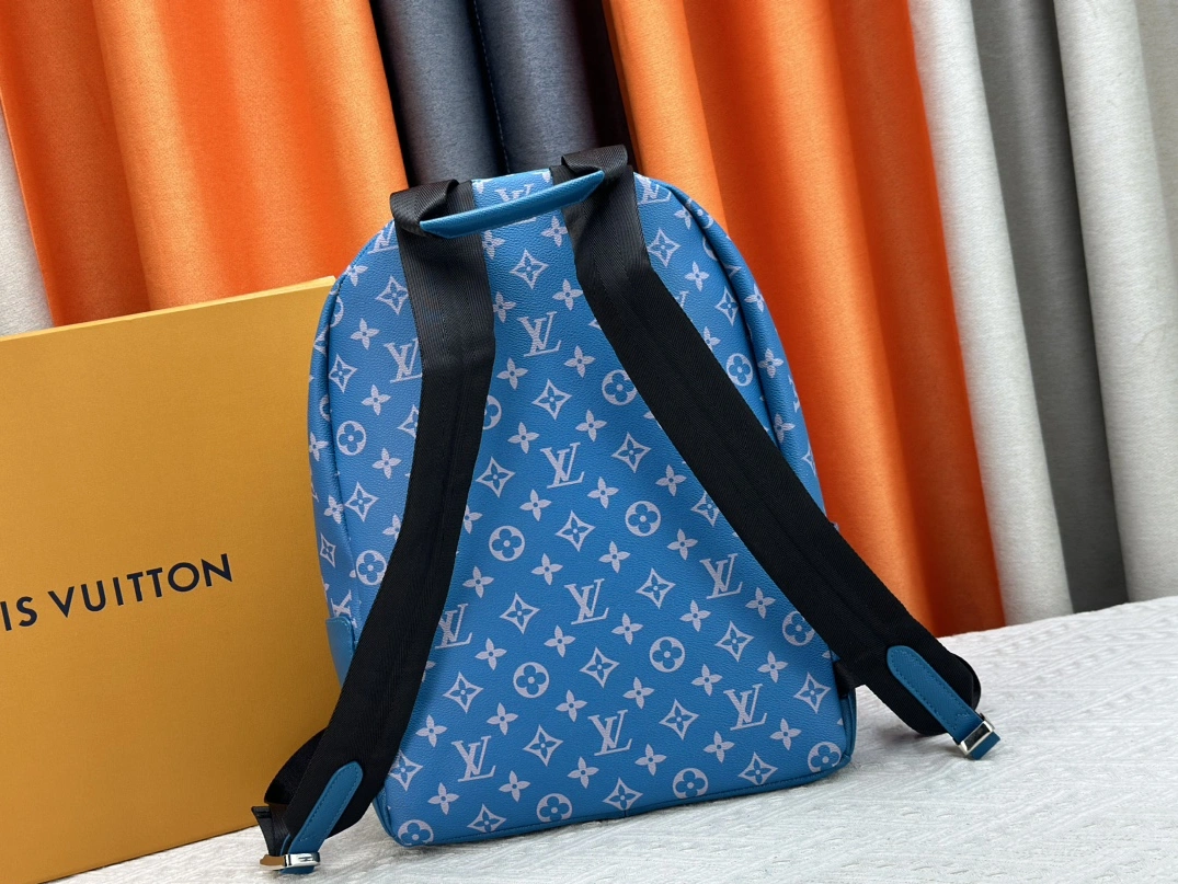 StreetReady 1700 Louis Vuitton AAA Quality Backpacks For Unisex - Image 4