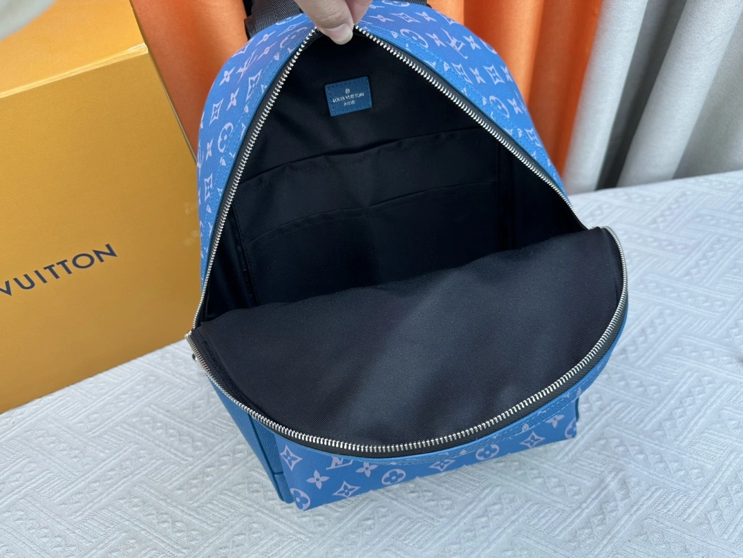 StreetReady 1700 Louis Vuitton AAA Quality Backpacks For Unisex - Image 8