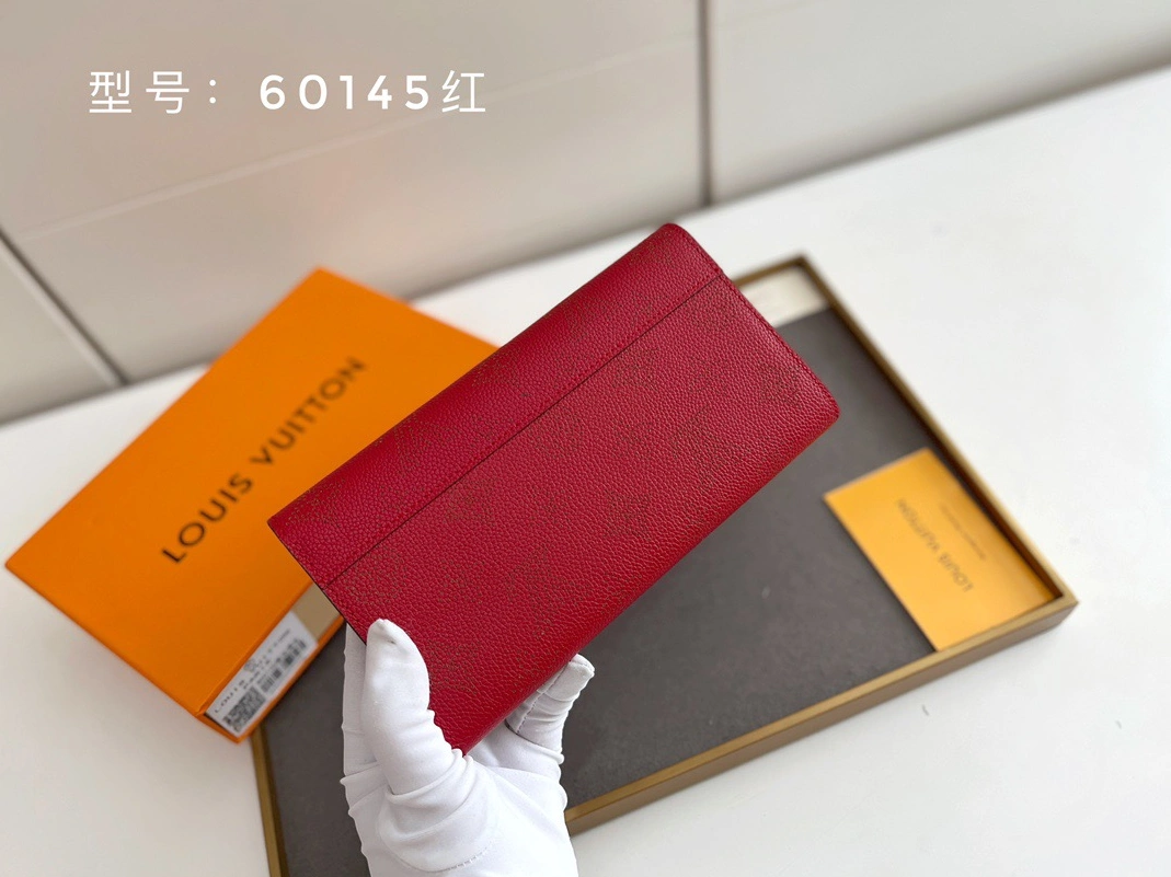 StreetReady 197 Louis Vuitton AAA Quality Wallets