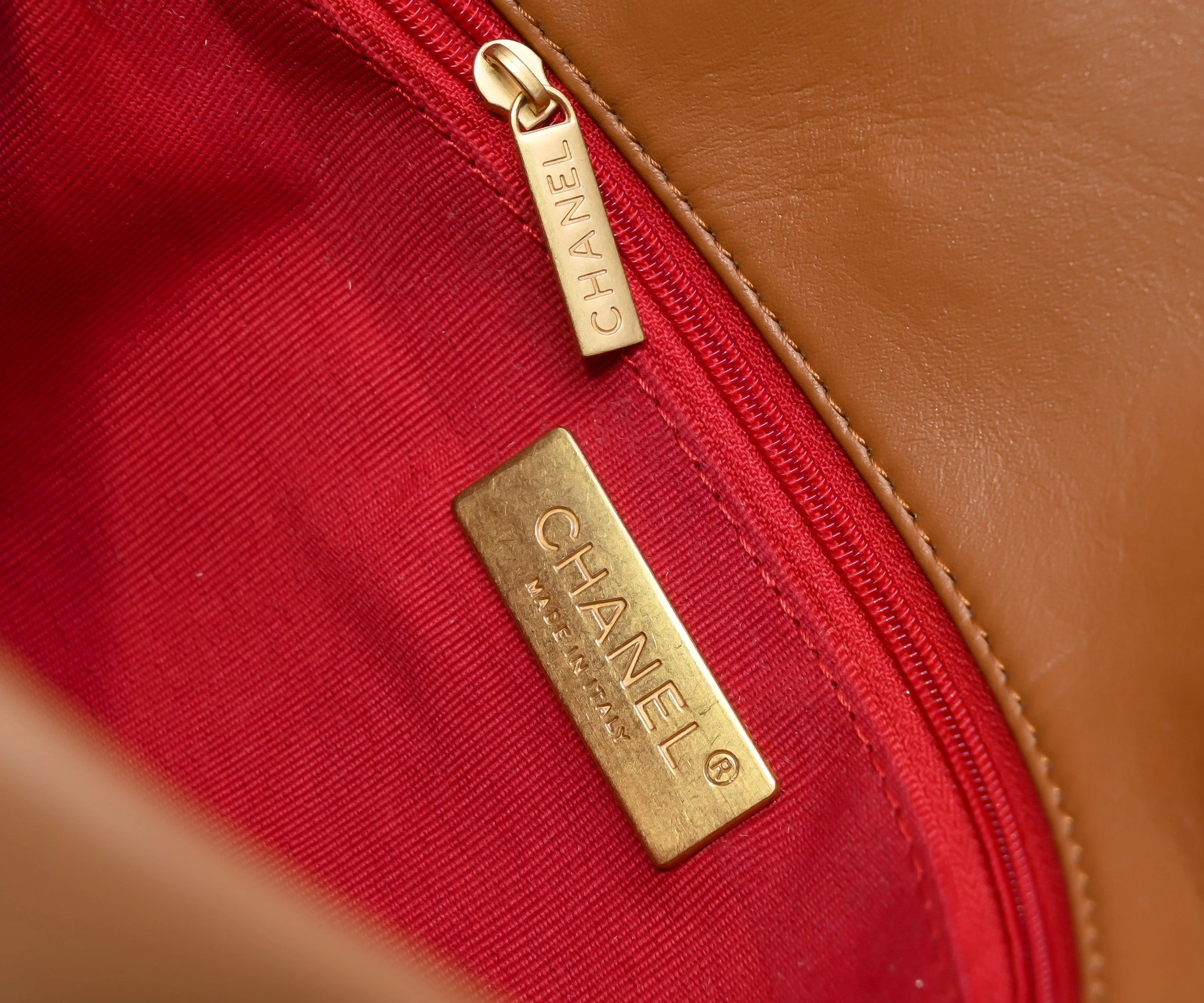 StreetReady 4704 Chanel AAA Quality Messenger Bags For Women - Image 7