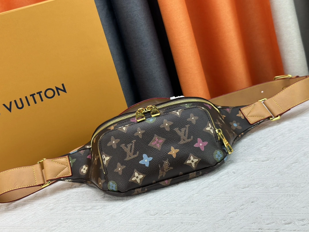 Timeless 2741 Louis Vuitton LV AAA Quality Belt Bags For Unisex - Image 4