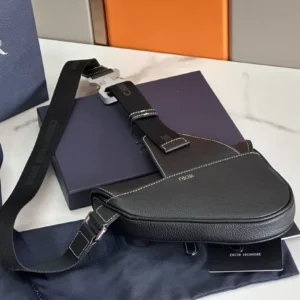 Trendsetting 2279 Christian Dior AAA Man Messenger Bags