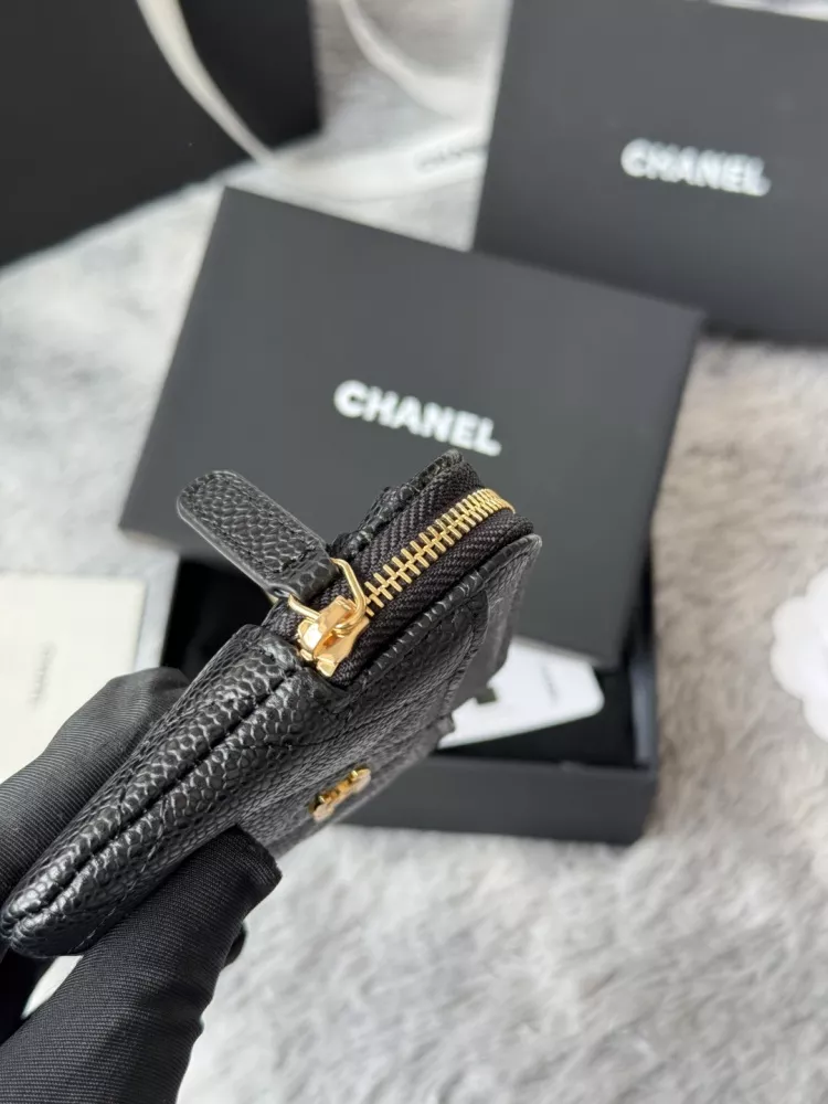 Trendsetting 270 Chanel AAA Quality Wallets In Gold For Women - Image 5