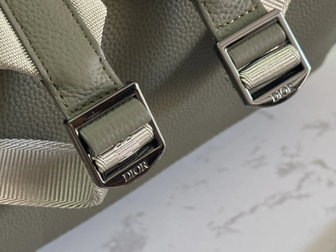 Trendsetting 882 Christian Dior AAA Man Backpacks - Image 7