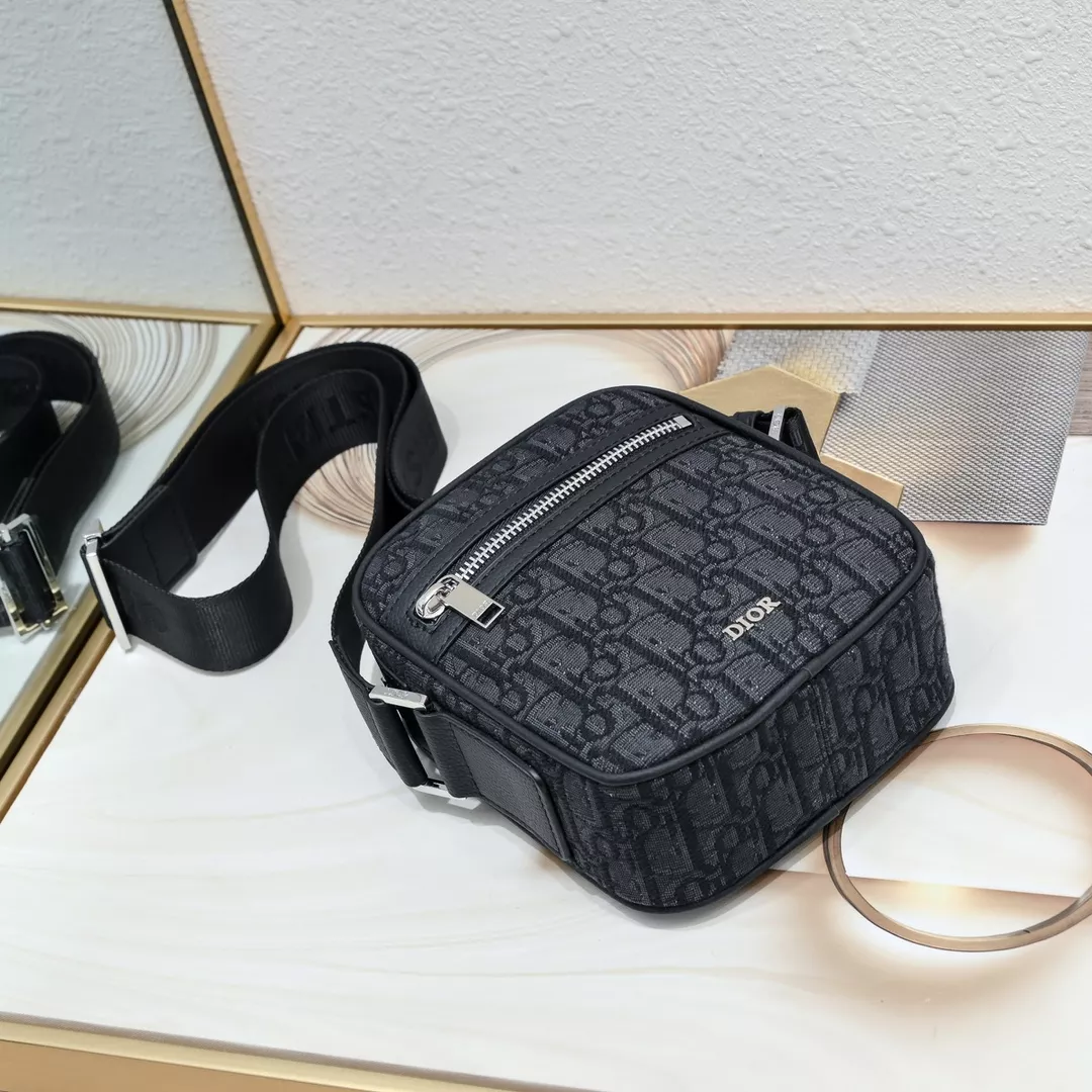 Unique 7139 Christian Dior AAA Man Messenger Bags - Image 4
