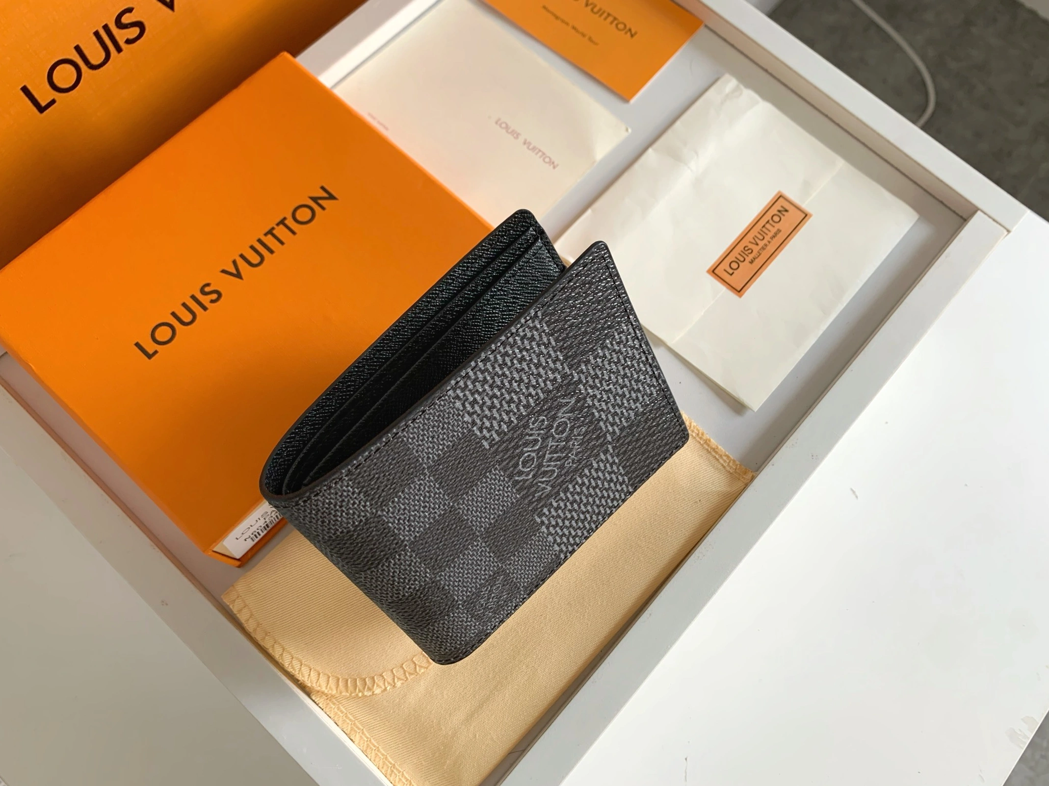 Versatile 367 Louis Vuitton LV Wallets - Image 3