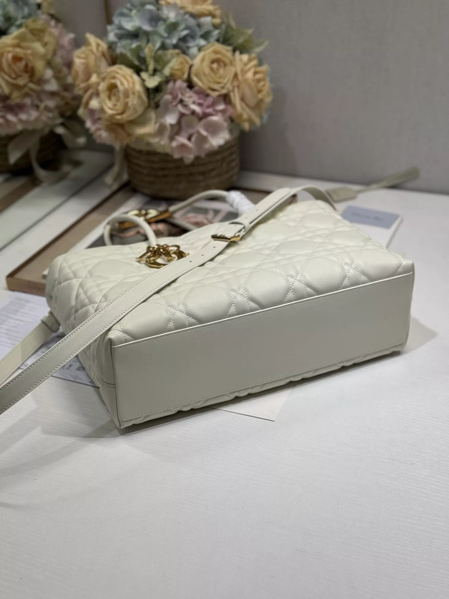 Versatile 4403 Christian Dior AAA Quality Shoulder Bags For Women - Image 5