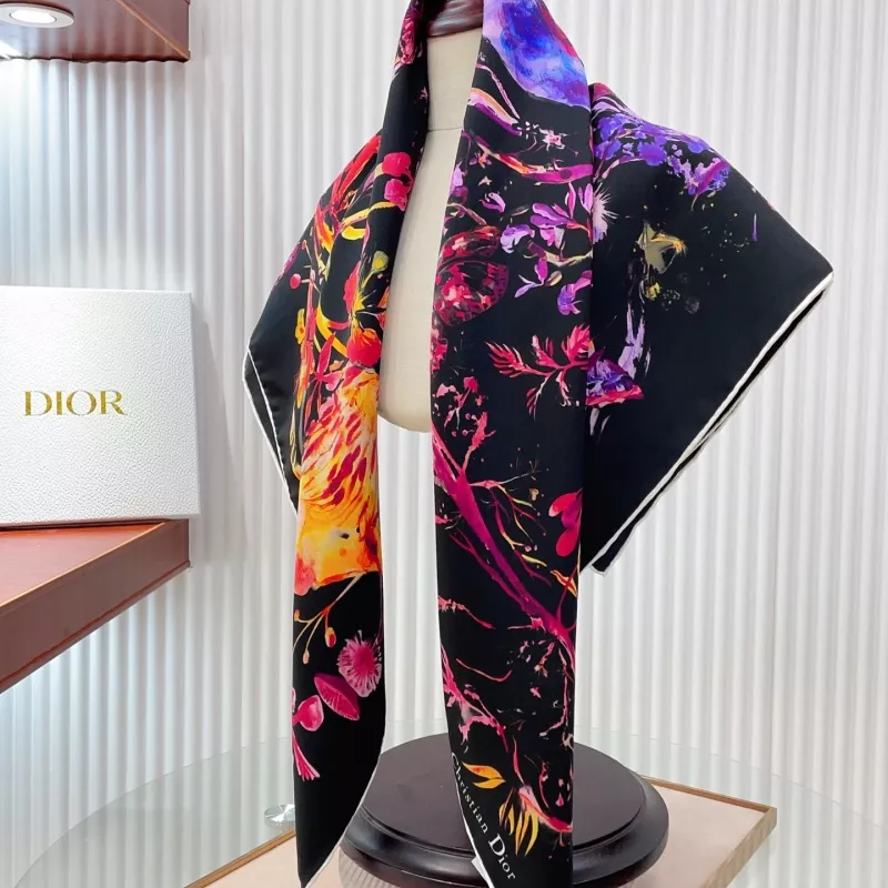 Versatile 709 Christian Dior Silk Squares - Image 7