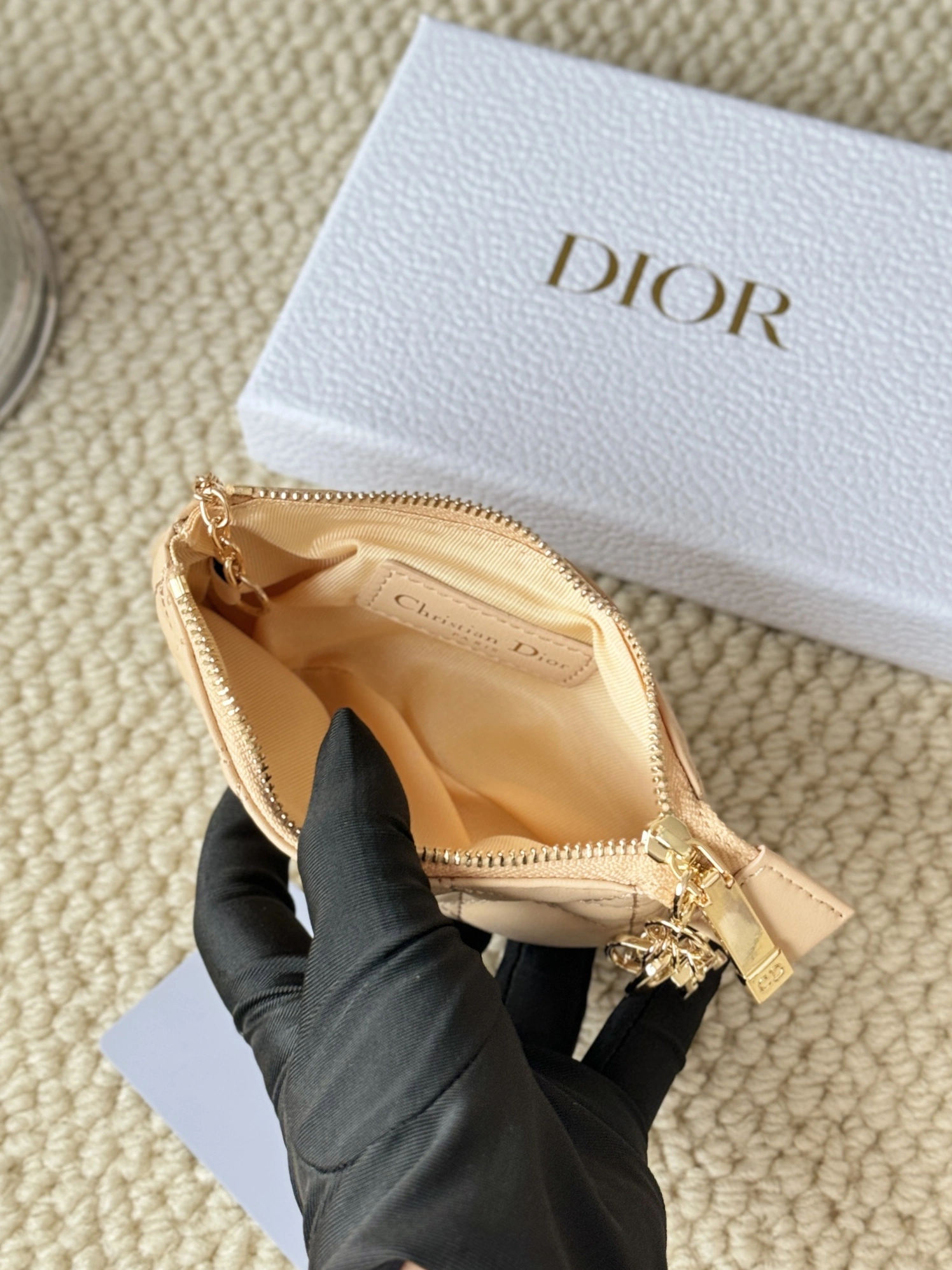 Versatile 8429 Christian Dior Wallets - Image 5