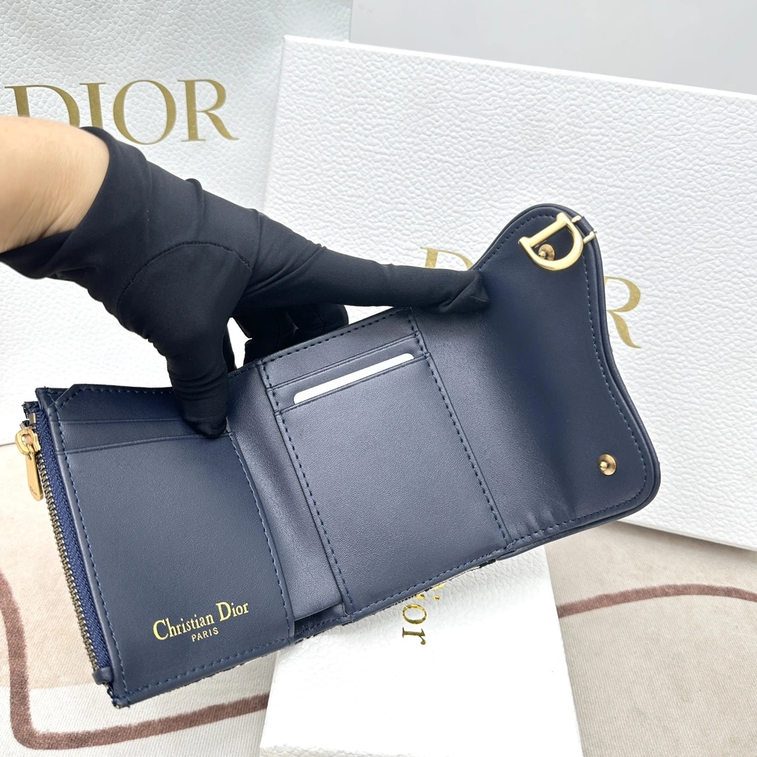 Versatile 9645 Christian Dior AAA Wallets For Women - Image 6