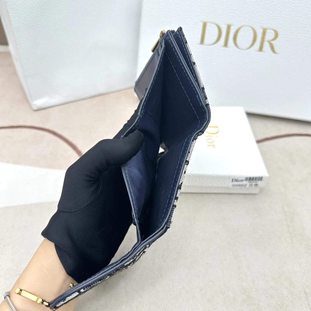 Versatile 9645 Christian Dior AAA Wallets For Women - Image 7