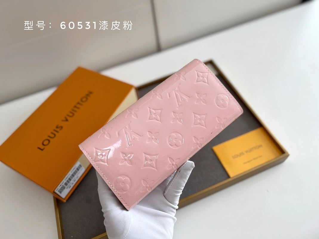 Vibrant 3948 Louis Vuitton AAA Quality Wallets