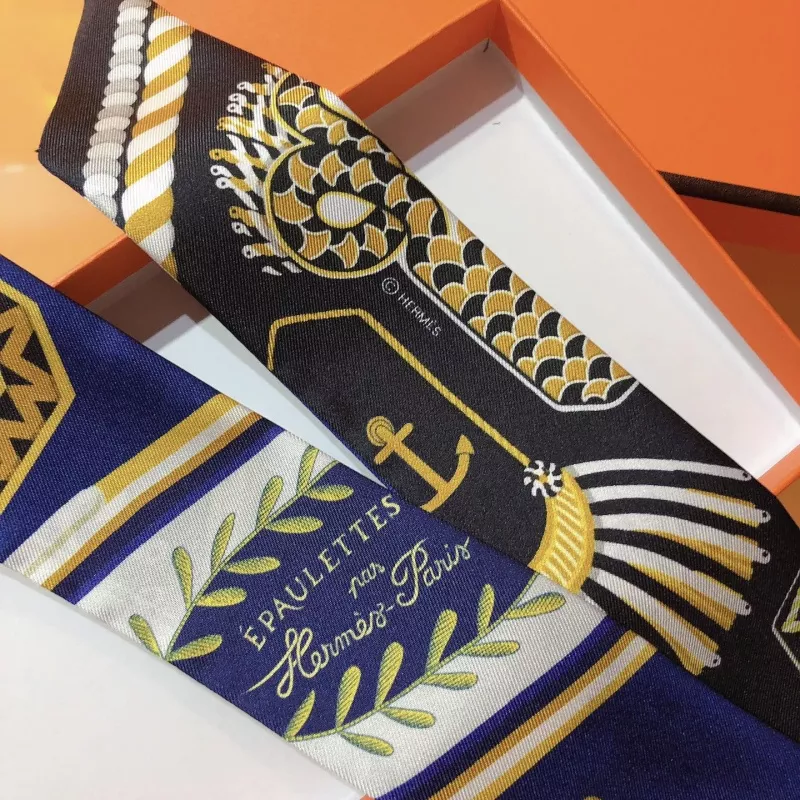 Vibrant 4703 Hermes Silk Scarf - Image 4