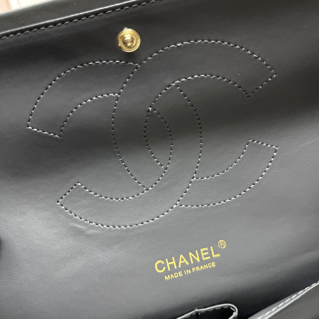 WellDesigned 3149 Chanel AAA Quality Shoulder Bags For Women - Image 7