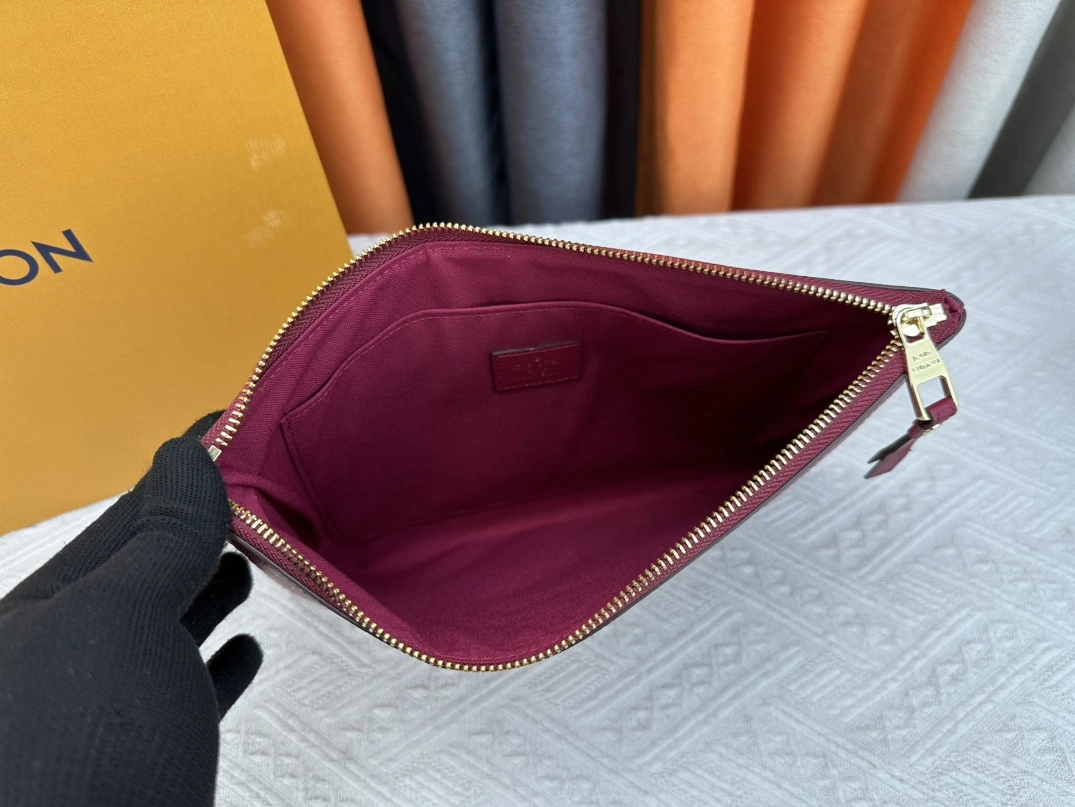 WellDesigned 6956 Louis Vuitton LV Wallets For Unisex - Image 6