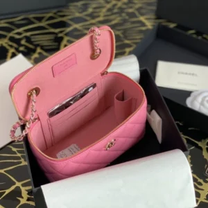 CHANEL SMALL VANITY WITH CHANELASSIC CHAIN AllSeason 1283