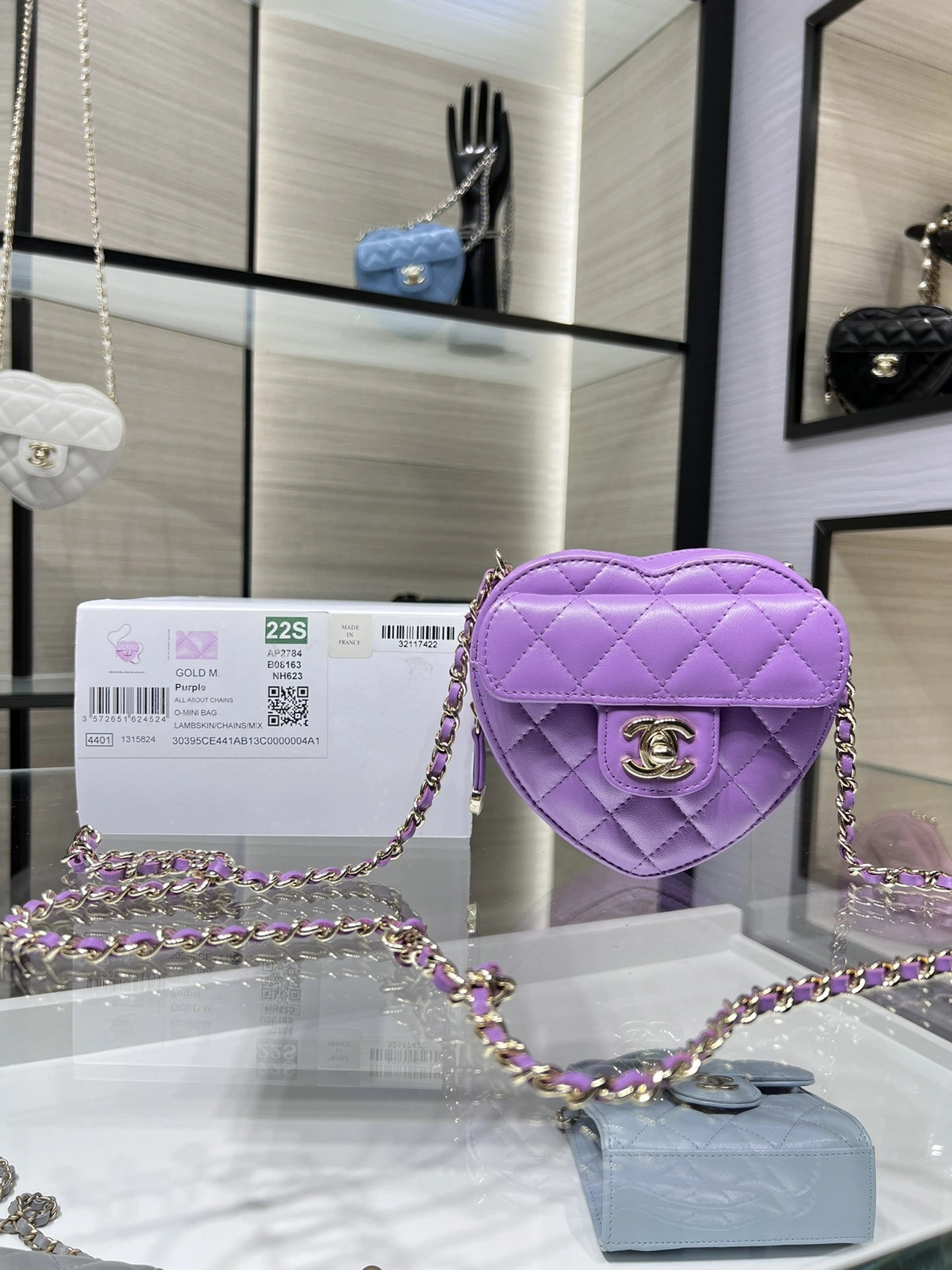 CHANEL HEART CHANELUTCH WITH CHAIN EasyMatch 1787 - Image 4