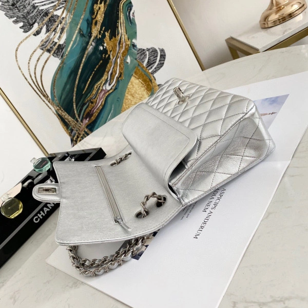 DailyWear CHANEL FLAP BAG 505 - Image 8