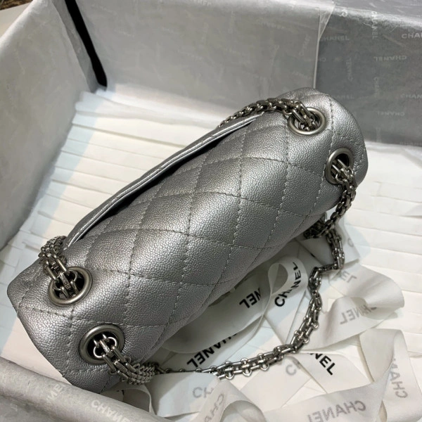 Popular CHANEL FLAP BAG 606 - Image 9