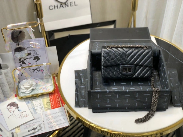 CHANEL FLAP BAG DailyWear 750 - Image 7