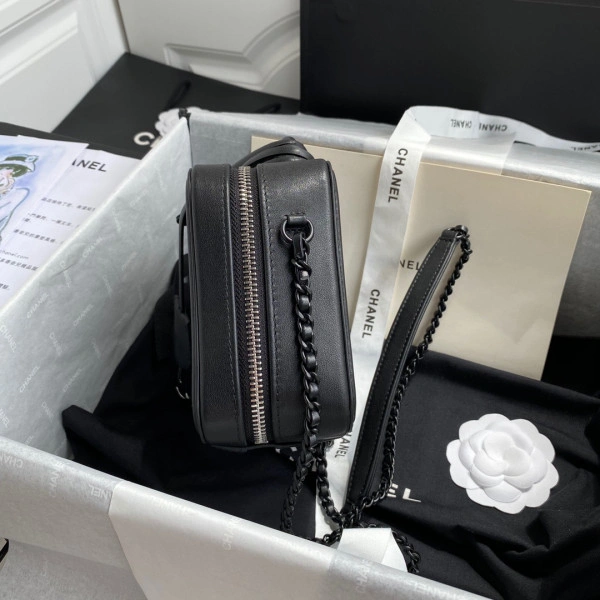 WellDesigned CHANEL VANITY CASE 1282 - Image 9