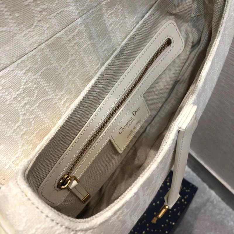 Dior Saddle Bag Oblique Motif Canvas White - Image 4