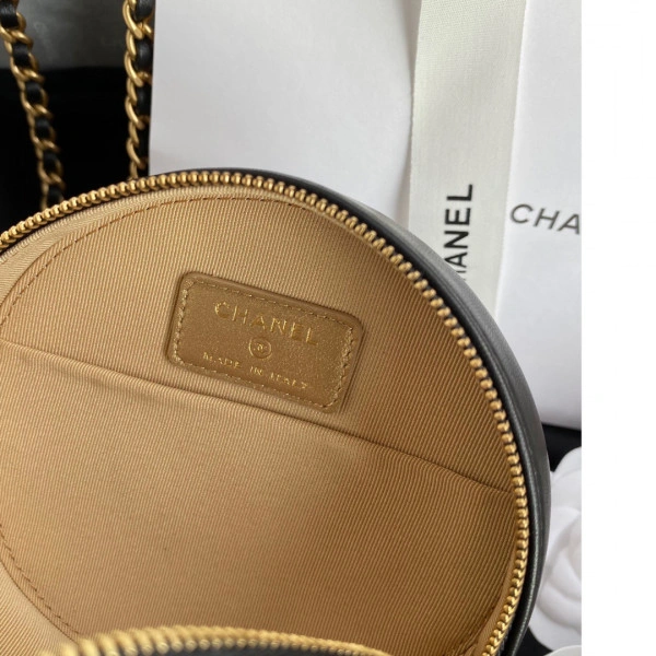 CHANEL ROUND BAG Fashionable 1697 - Image 9