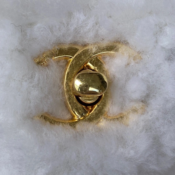 CHANEL FLAP BAG Affordable 440 - Image 4