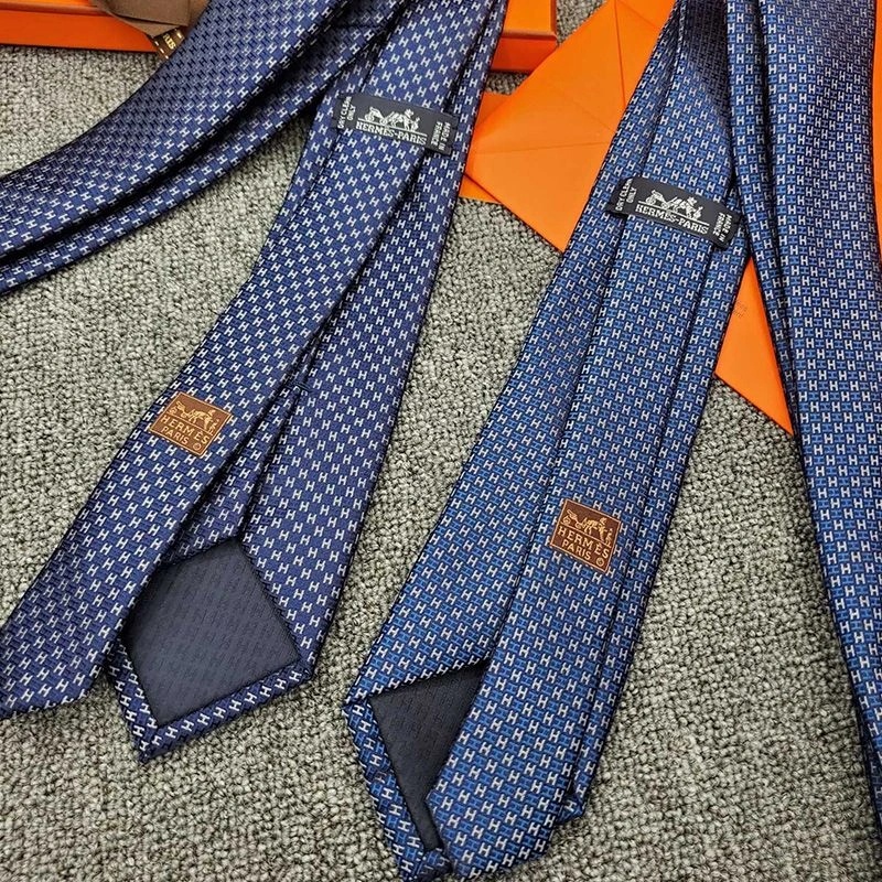 Hermes Alter Ego Tie In Dark Blue - Image 4