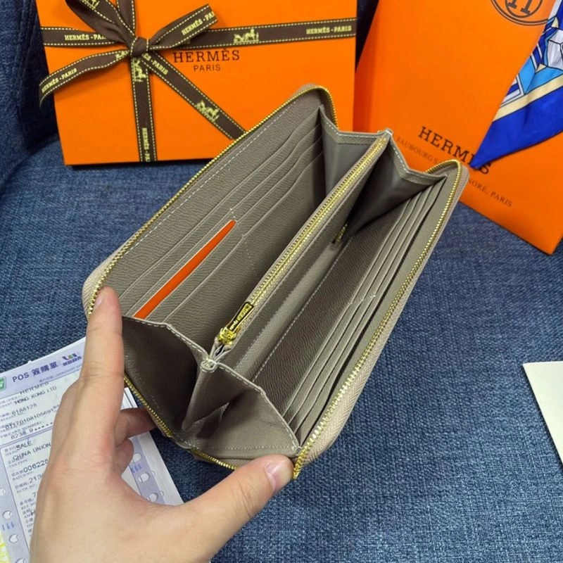 Hermes Azap Wallet Epsom Leather Gold Hardware In Grey - Image 3