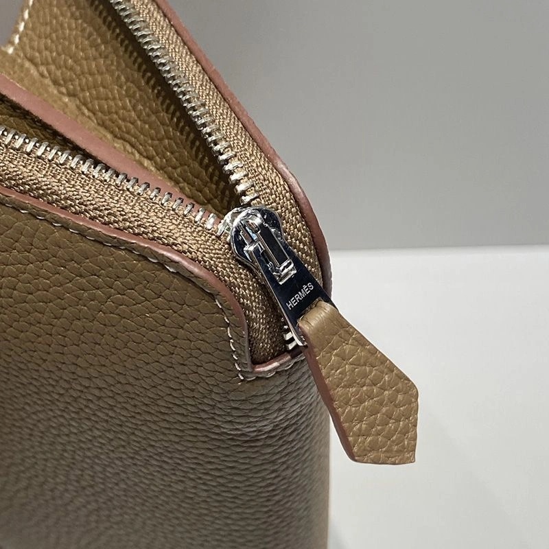Hermes Azap Wallet Togo Leather Palladium Hardware In Khaki - Image 4