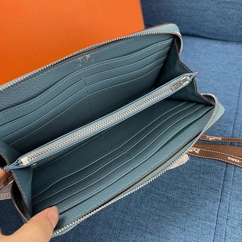 Hermes Evelyne Wallet Togo Leather Palladium Hardware In Sky Blue - Image 4