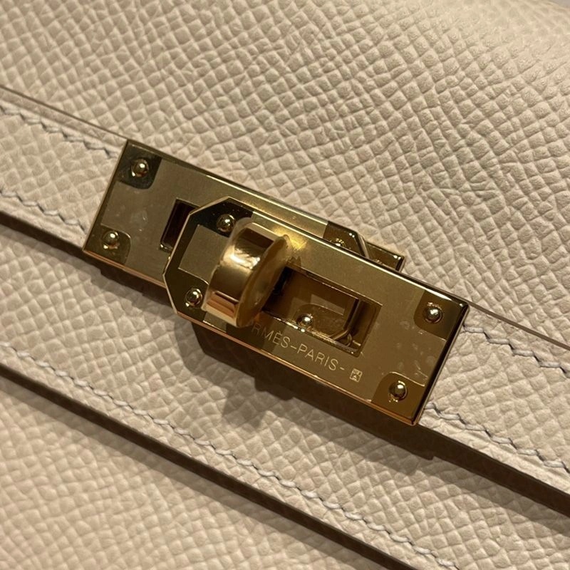Hermes Kelly Wallet Epsom Leather Gold Hardware In Beige - Image 4