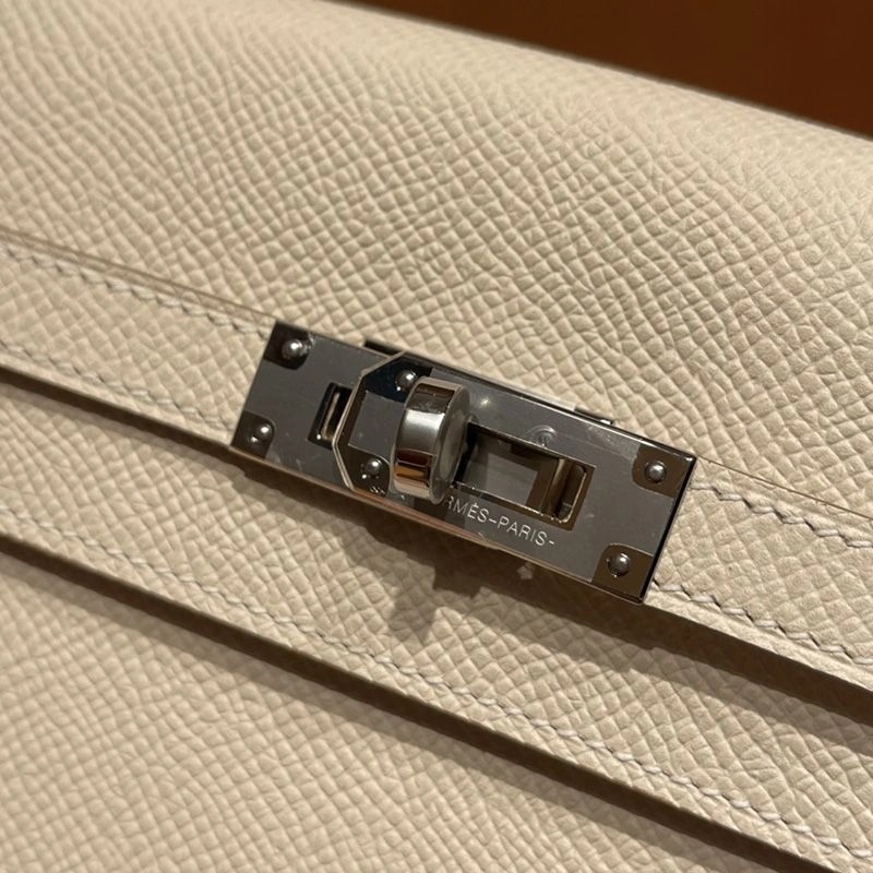 Hermes Kelly Wallet Epsom Leather Palladium Hardware In Beige - Image 4